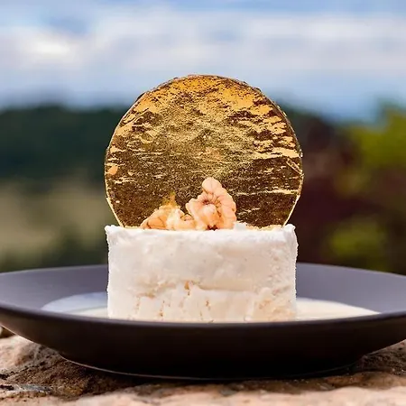 Le Cantou 354 Hotel 2*